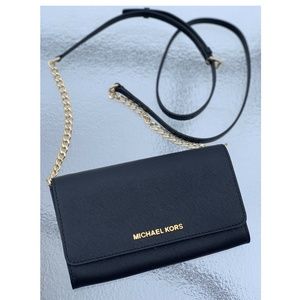 Michael Kors Jet Set Travel Large Leather Wallet